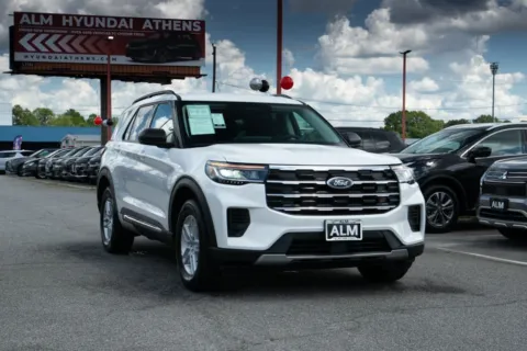 More photos of 2025 Ford Explorer Active at Hyundai Warner Robins, GA