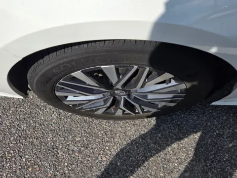 More photos of 2025 Nissan Altima 2.5 SV at Hyundai Warner Robins, GA