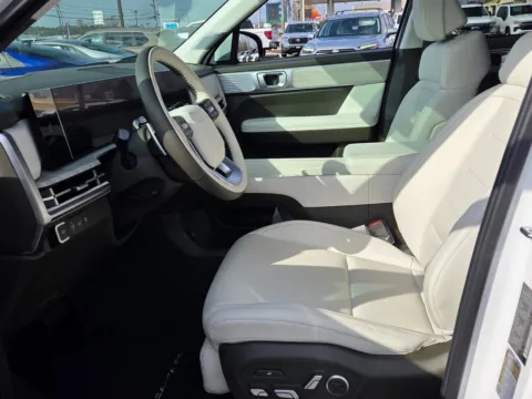 More photos of 2025 Hyundai Santa Fe Hybrid Calligraphy at Hyundai Warner Robins, GA