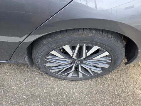 More photos of 2025 Nissan Altima 2.5 SV at Hyundai Warner Robins, GA