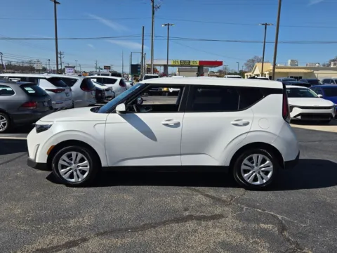 More photos of 2025 Kia Soul LX at Hyundai Warner Robins, GA