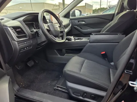 More photos of 2025 Nissan Rogue SV at Hyundai Warner Robins, GA
