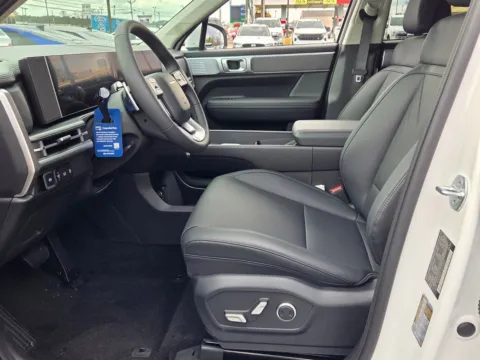 More photos of 2026 Hyundai Santa Fe Hybrid SEL at Hyundai Warner Robins, GA