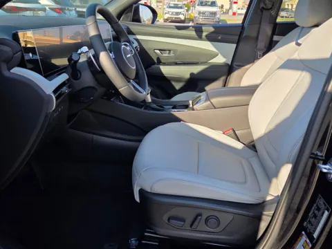 More photos of 2026 Hyundai Santa Cruz Limited at Hyundai Warner Robins, GA