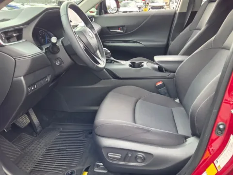 More photos of 2024 Toyota Venza LE at Hyundai Warner Robins, GA