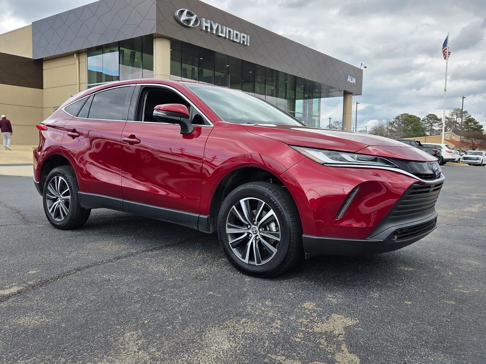 Red 2024 Toyota Venza LE for sale in Warner Robins, GA
