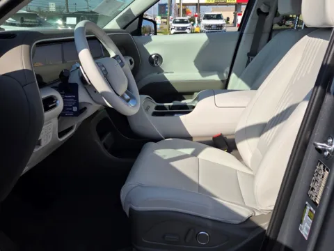 More photos of 2026 Hyundai Palisade SEL at Hyundai Warner Robins, GA