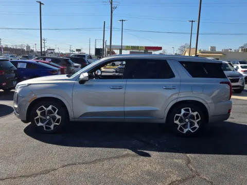 More photos of 2022 Hyundai Palisade Calligraphy at Hyundai Warner Robins, GA