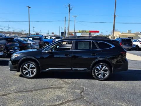 More photos of 2021 Subaru Outback Limited XT at Hyundai Warner Robins, GA