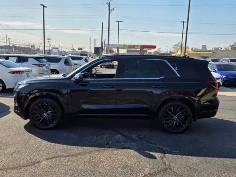 More photos of 2025 Hyundai Palisade Calligraphy Night Edition at Hyundai Warner Robins, GA