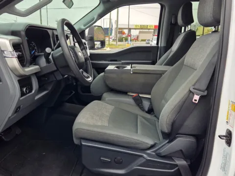 More photos of 2025 Ford F-350SD XLT at Hyundai Warner Robins, GA