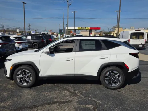 More photos of 2026 Hyundai Tucson SEL Premium at Hyundai Warner Robins, GA
