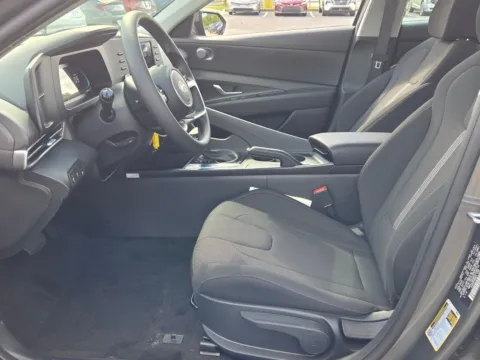 More photos of 2026 Hyundai Elantra SE at Hyundai Warner Robins, GA