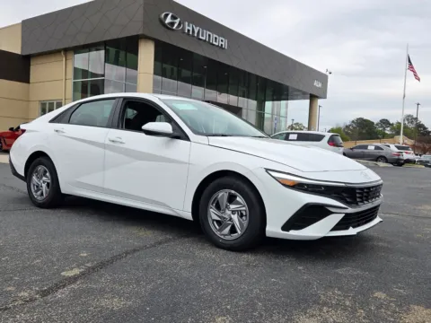 White 2026 Hyundai Elantra SE for sale in Warner Robins, GA