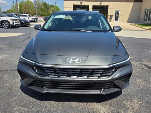 Photos of 2026 Hyundai Elantra SE for sale in Warner Robins, GA at Hyundai Warner Robins