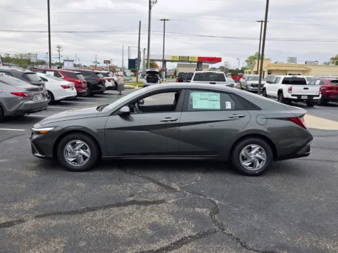 More photos of 2026 Hyundai Elantra SE at Hyundai Warner Robins, GA