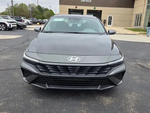 Photos of 2026 Hyundai Elantra SE for sale in Warner Robins, GA at Hyundai Warner Robins