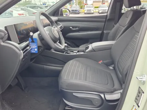 More photos of 2026 Hyundai Santa Cruz SE at Hyundai Warner Robins, GA