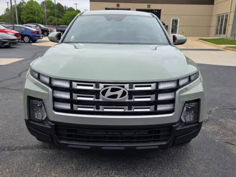 Photos of 2026 Hyundai Santa Cruz SE for sale in Warner Robins, GA at Hyundai Warner Robins