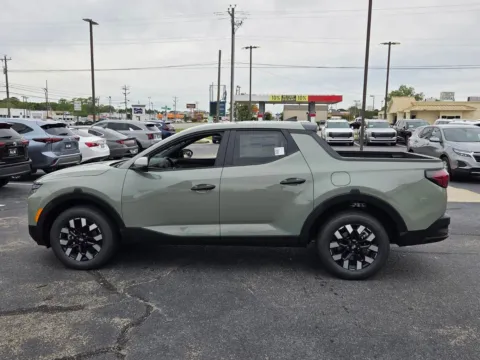 More photos of 2026 Hyundai Santa Cruz SE at Hyundai Warner Robins, GA