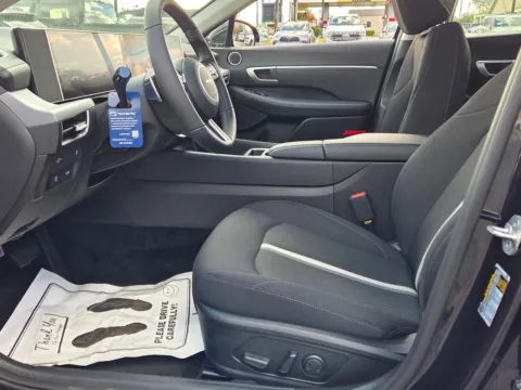 More photos of 2026 Hyundai Sonata SEL Sport at Hyundai Warner Robins, GA