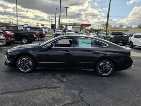 More photos of 2026 Hyundai Sonata SEL Sport at Hyundai Warner Robins, GA