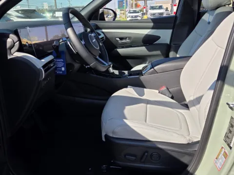 More photos of 2026 Hyundai Santa Cruz Limited at Hyundai Warner Robins, GA