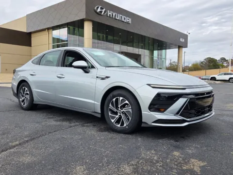 Silver 2026 Hyundai Sonata Hybrid Blue for sale in Warner Robins, GA