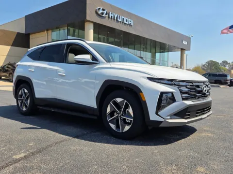 White 2026 Hyundai Tucson SEL Premium for sale in Warner Robins, GA
