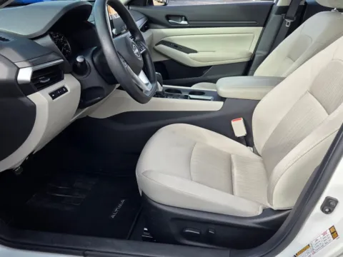 More photos of 2025 Nissan Altima 2.5 SV at Hyundai Warner Robins, GA