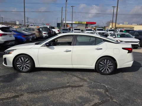 More photos of 2025 Nissan Altima 2.5 SV at Hyundai Warner Robins, GA