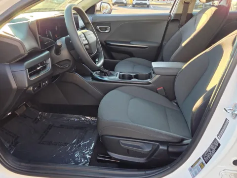 More photos of 2025 Kia K4 LXS at Hyundai Warner Robins, GA