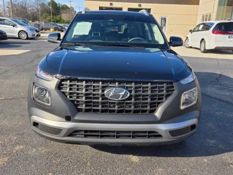 Photos of 2024 Hyundai Venue SEL for sale in Warner Robins, GA at Hyundai Warner Robins