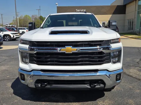 Photos of 2025 Chevrolet Silverado 2500HD LT for sale in Warner Robins, GA at Hyundai Warner Robins