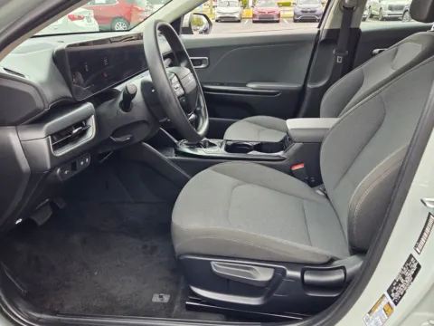 More photos of 2025 Kia K4 LXS at Hyundai Warner Robins, GA