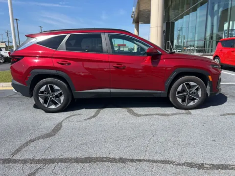 More photos of 2025 Hyundai Tucson SEL at Hyundai Warner Robins, GA
