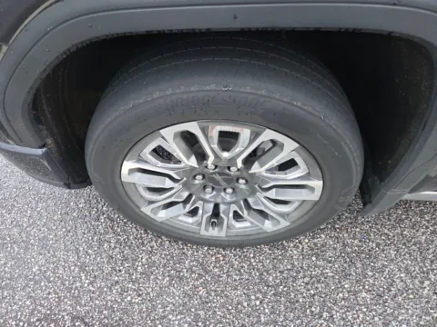 More photos of 2023 GMC Sierra 1500 Denali Ultimate at Hyundai Warner Robins, GA