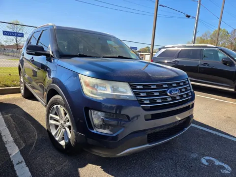 Blue 2016 Ford Explorer XLT for sale in Warner Robins, GA