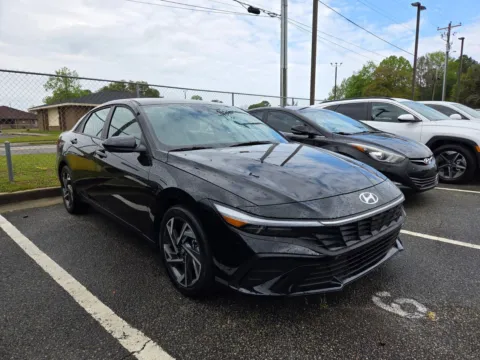 Black 2025 Hyundai Elantra SEL Sport for sale in Warner Robins, GA