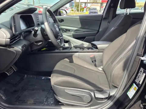 More photos of 2025 Hyundai Elantra SEL Sport at Hyundai Warner Robins, GA