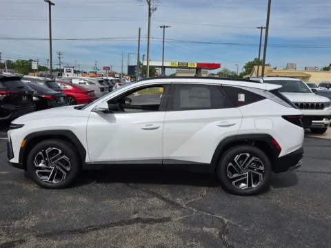 More photos of 2026 Hyundai Tucson Hybrid Limited at Hyundai Warner Robins, GA