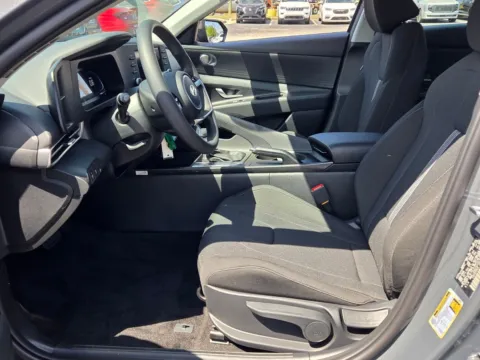 More photos of 2026 Hyundai Elantra SE at Hyundai Warner Robins, GA