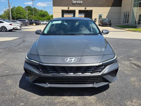 Photos of 2026 Hyundai Elantra SE for sale in Warner Robins, GA at Hyundai Warner Robins