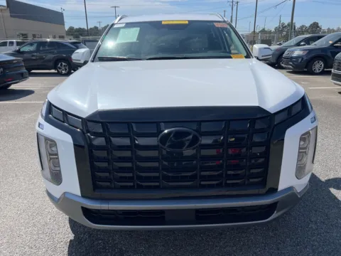Photos of 2025 Hyundai Palisade SEL for sale in Warner Robins, GA at Hyundai Warner Robins