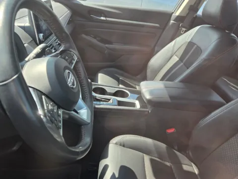 More photos of 2025 Nissan Altima 2.5 SR at Hyundai Warner Robins, GA