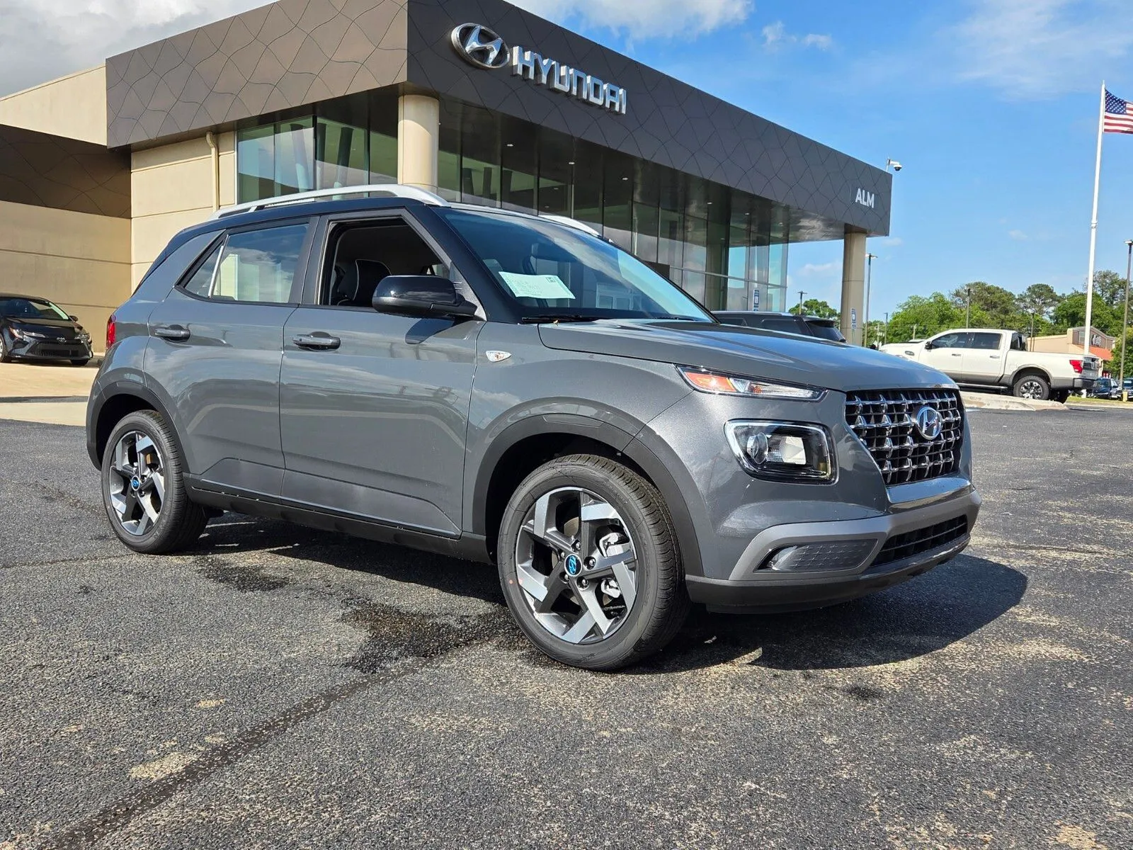 Gray 2026 Hyundai Venue SEL for sale in Warner Robins, GA