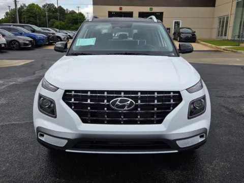 Photos of 2026 Hyundai Venue SEL for sale in Warner Robins, GA at Hyundai Warner Robins