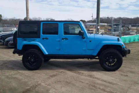 More photos of 2017 Jeep Wrangler Unlimited Sahara at Hyundai Warner Robins, GA