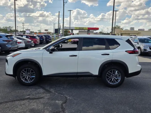 More photos of 2024 Nissan Rogue S at Hyundai Warner Robins, GA