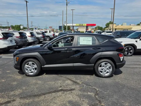 More photos of 2026 Hyundai Kona SE at Hyundai Warner Robins, GA